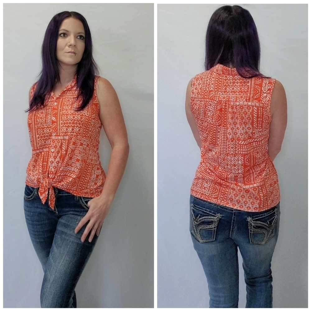 Versona Collared V-Neck Button Up Tie Front Sleeveless Top